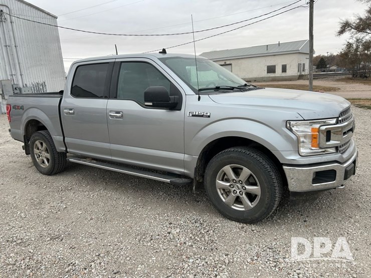 2020-ford-f150-xlt-image-12