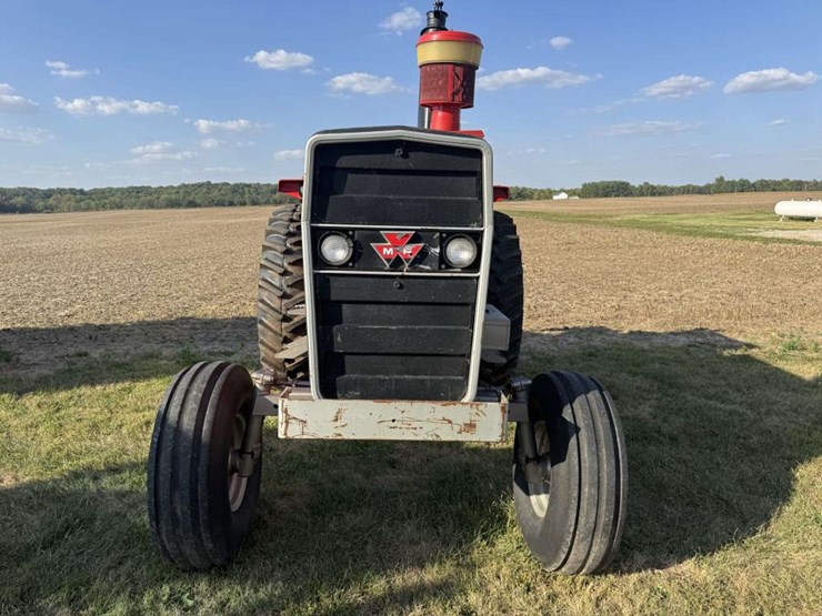 1977-massey-ferguson-1135-image-5