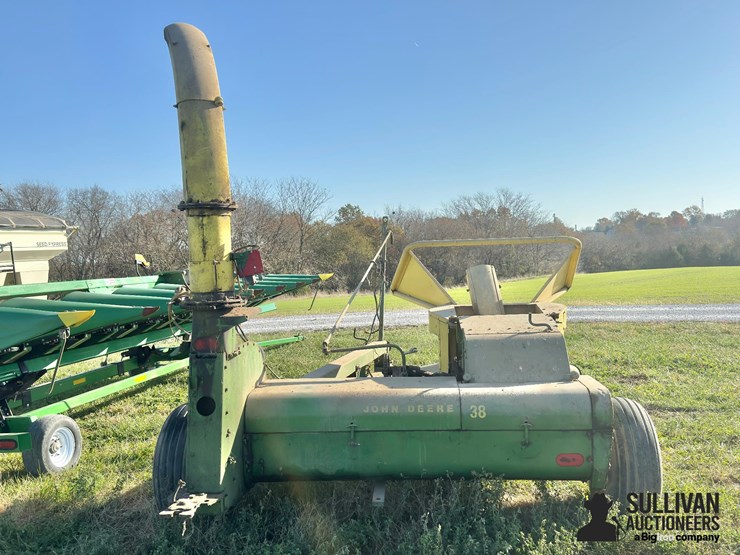 john-deere-38-image-6