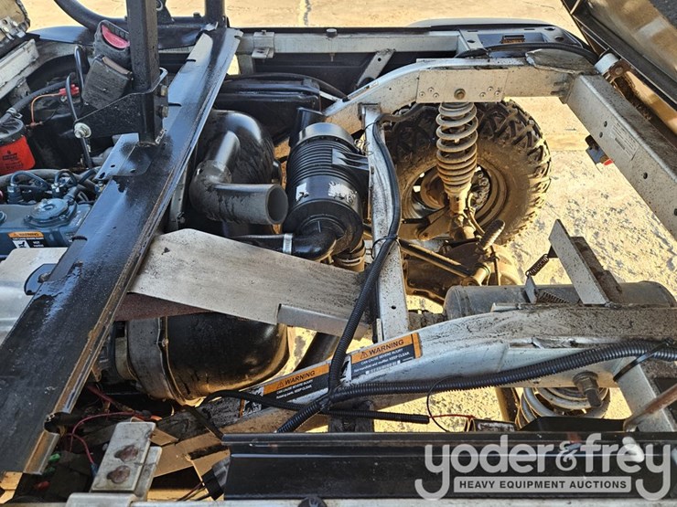 2019-club-car-carryall-1700-image-33