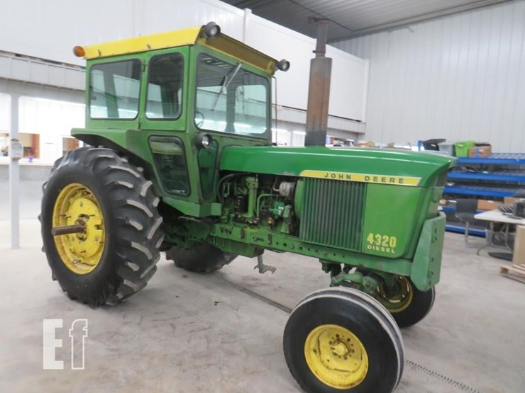 john-deere-4320-image-1