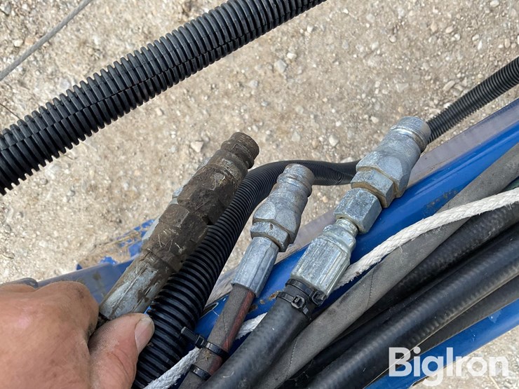 2013-blu-jet-landrunner-image-10