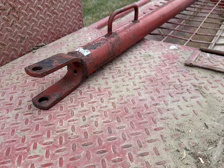 feterl-grain-driveover-deck-image-9