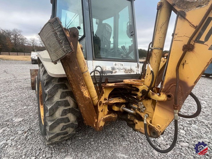 new-holland-575e-image-25