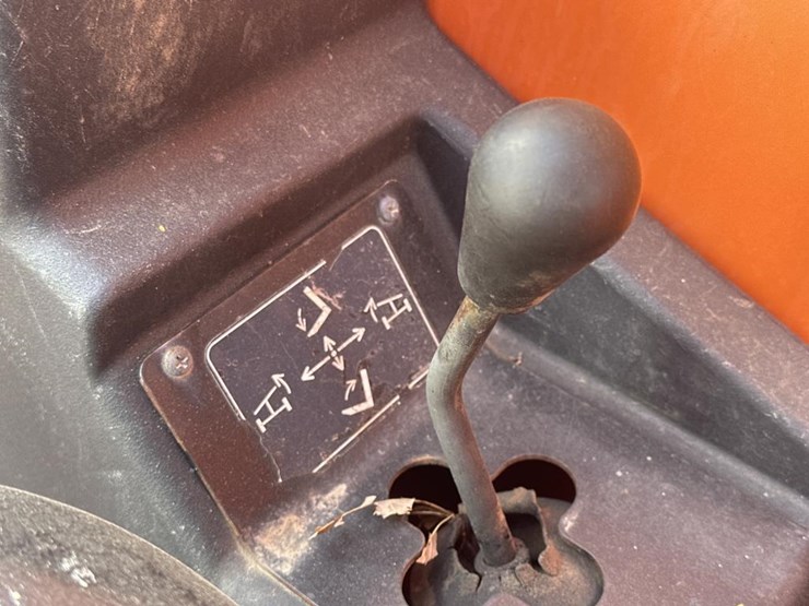 2015-jlg-g6-42a-image-31