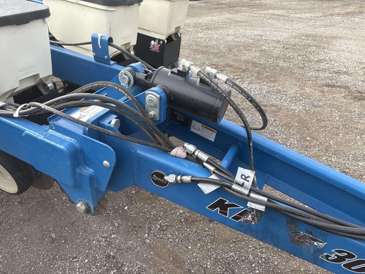 kinsey-3000-planter-image-15