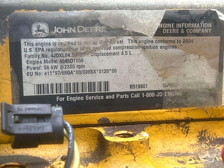 2004-deere-310g-image-20