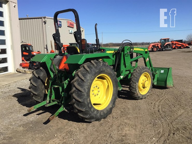 2014-john-deere-5045e-image-5
