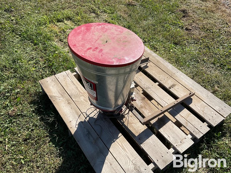 herd-sure-feed-atv-seeder-image-1