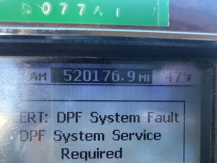 #33701-•-2011-mack-cxu-sleeper-truck-tractor-1m1aw09y4bm013132-image-86