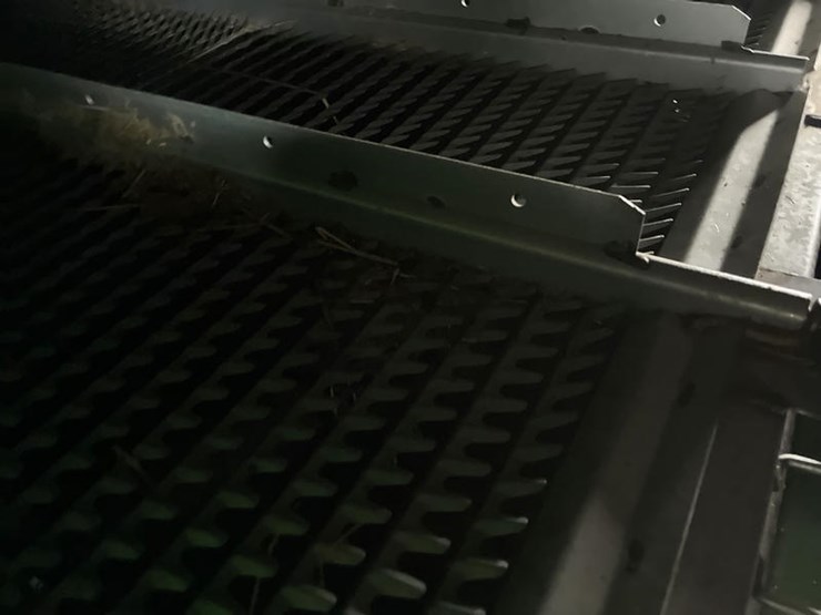 2013-john-deere-s670-image-63