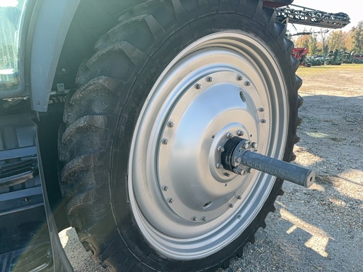 case-ih-puma-130-image-43