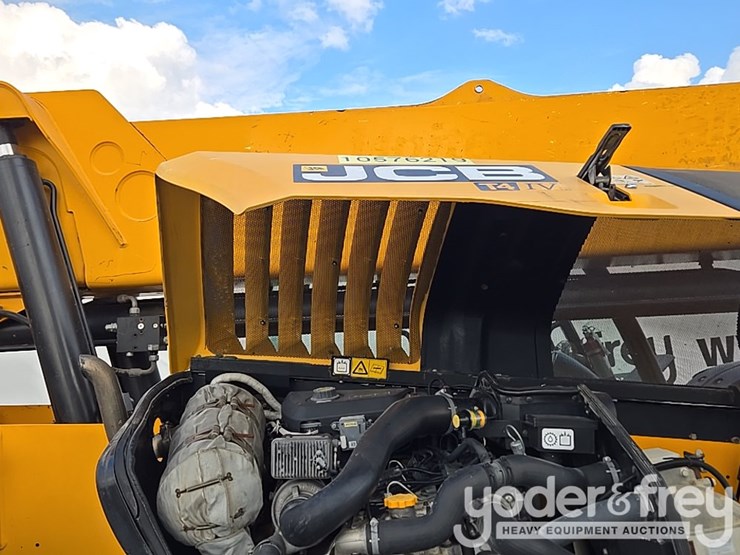 2017-jcb-512-56-image-94