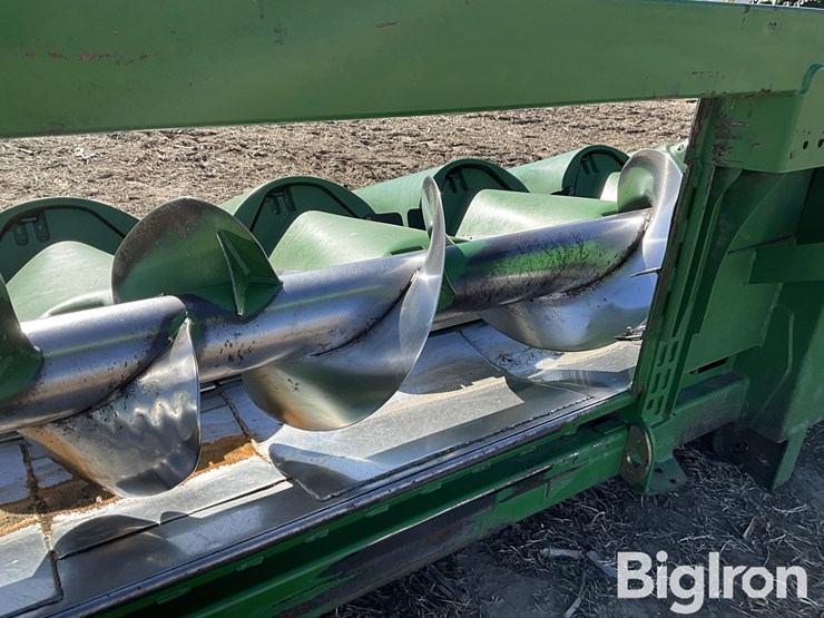 2009-john-deere-608c-image-11