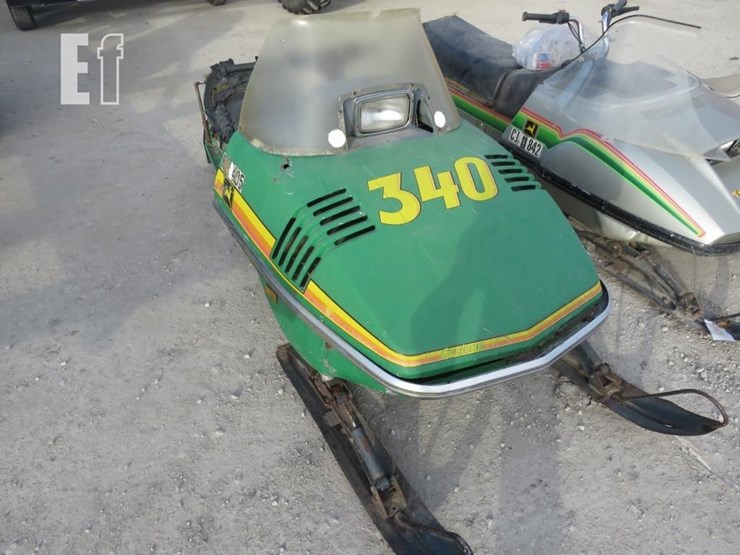 john-deere-340-image-1