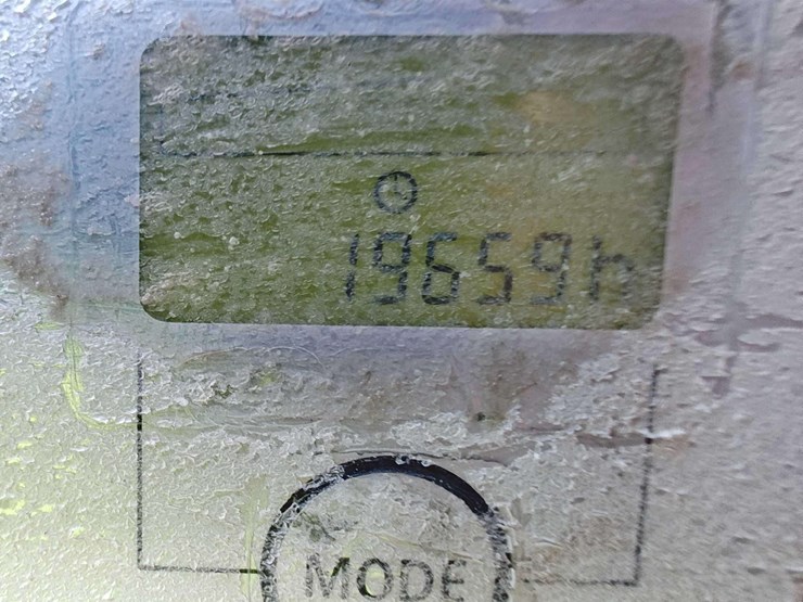 2014-freightliner-m2-106-image-39