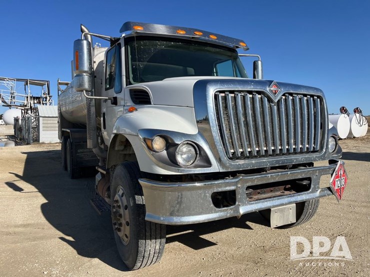 2010-ihc-workstar-petroleum-truck-(jn3389,-unit-487)-image-4