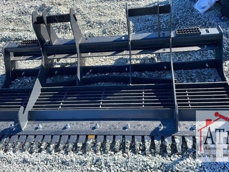 wolverine-ll-12-78w-image-1