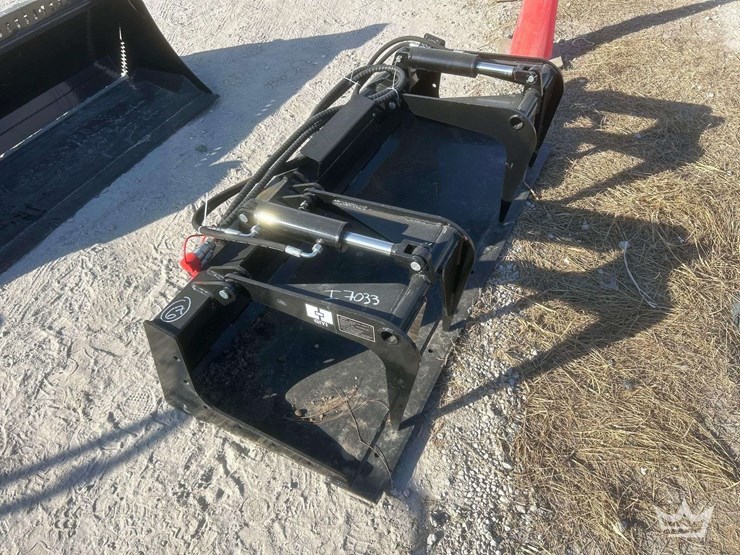 2025-giyi-gy-pg72c-72in-dual-cylinder-grapple-bucket-skid-steer-attachment-image-1