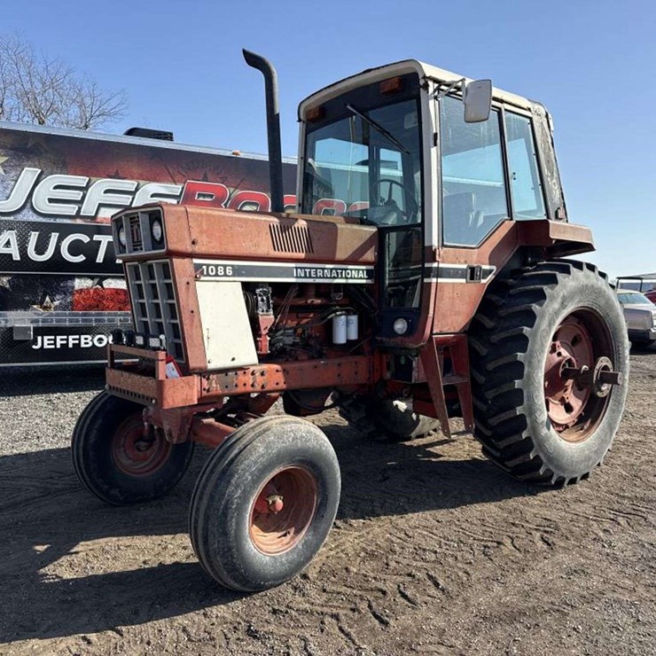 INTERNATIONAL 1086