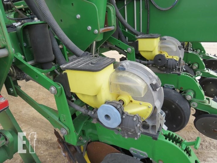 2012-john-deere-1770nt-image-17