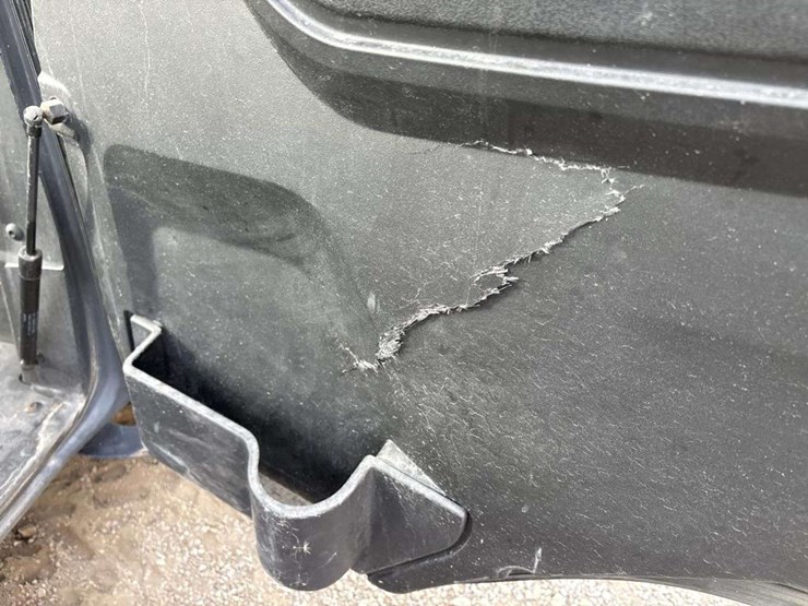 john-deere-gator-image-18