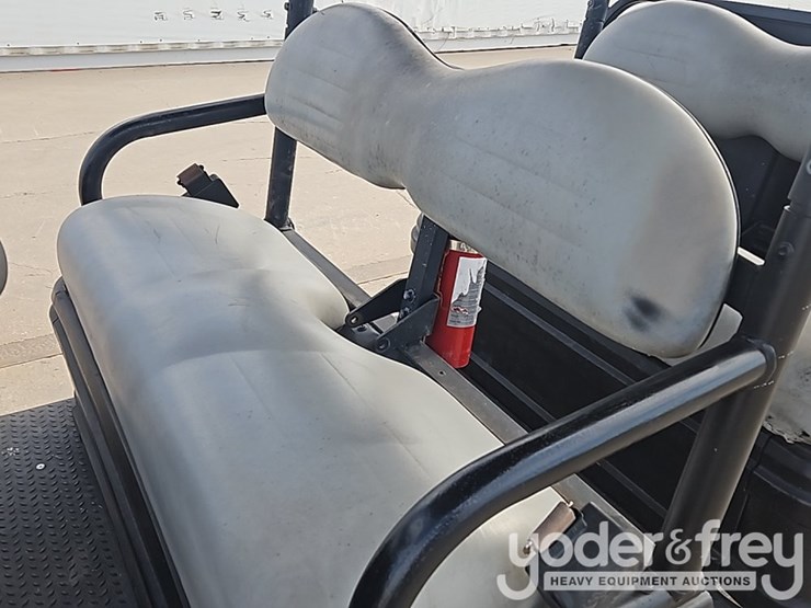 2019-club-car-carryall-1700-image-169