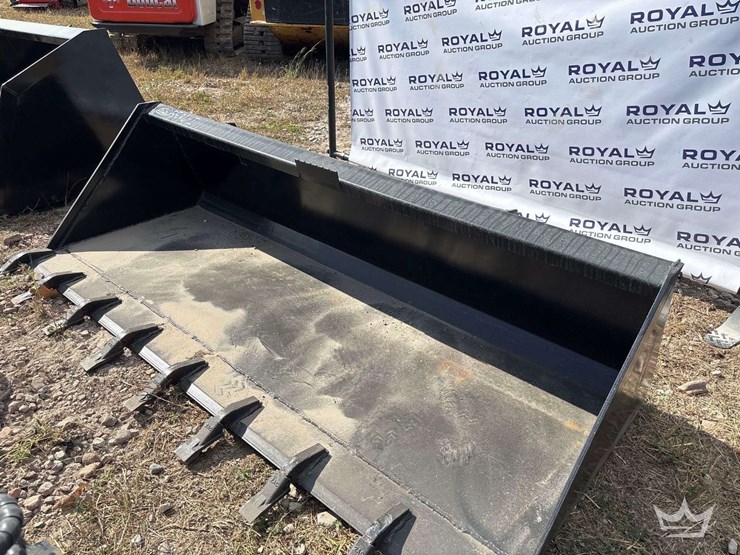 2025-swict-78in-tooth-bucket-skid-steer-attachment-image-2