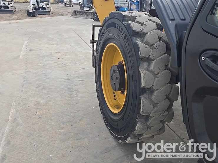 2019-caterpillar-tl1255d-image-28