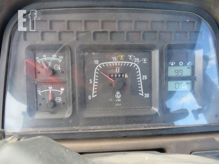 new-holland-tm150-image-20