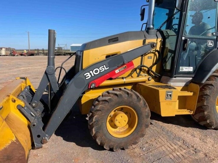 2015-deere-310sl-image-2