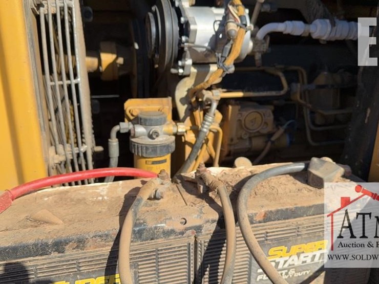 2000-caterpillar-953c-image-23