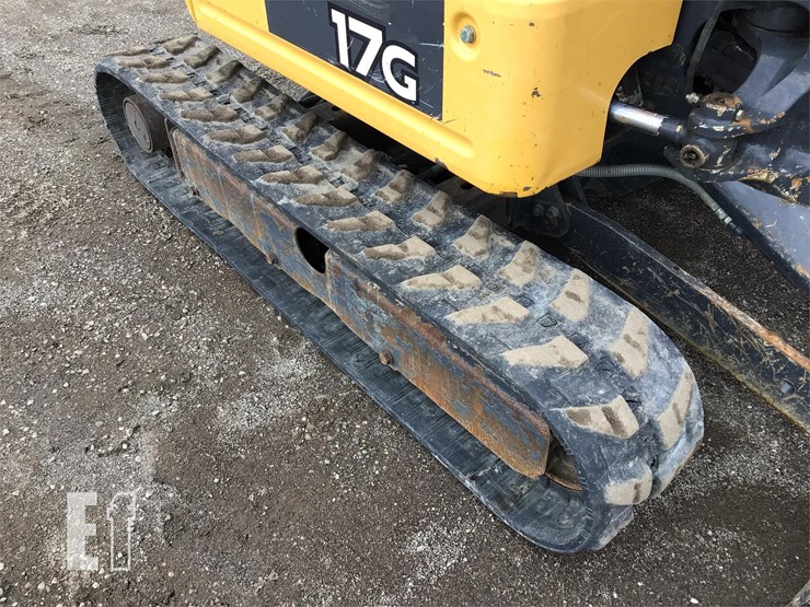 2016-deere-17g-image-11