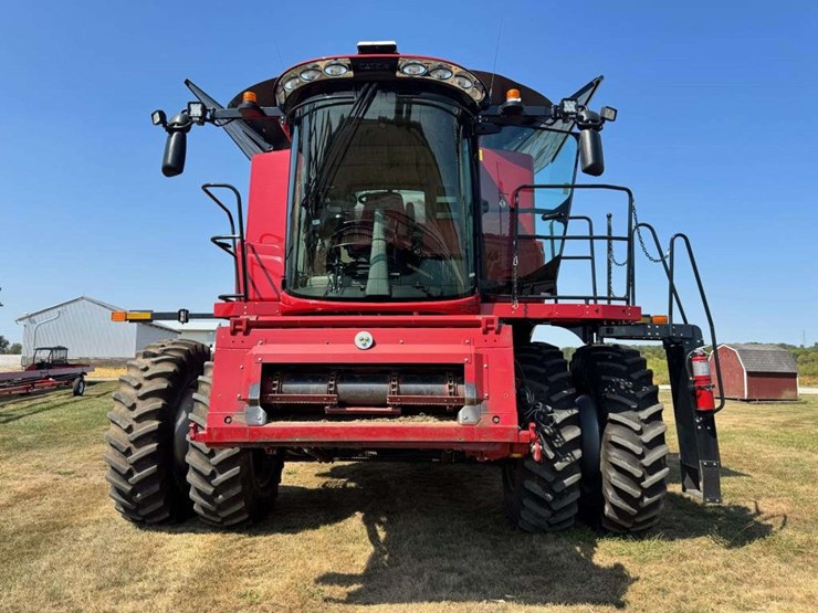 2019-case-ih-7250-image-4