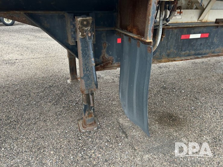 2013-neville-tender-trailer-image-16