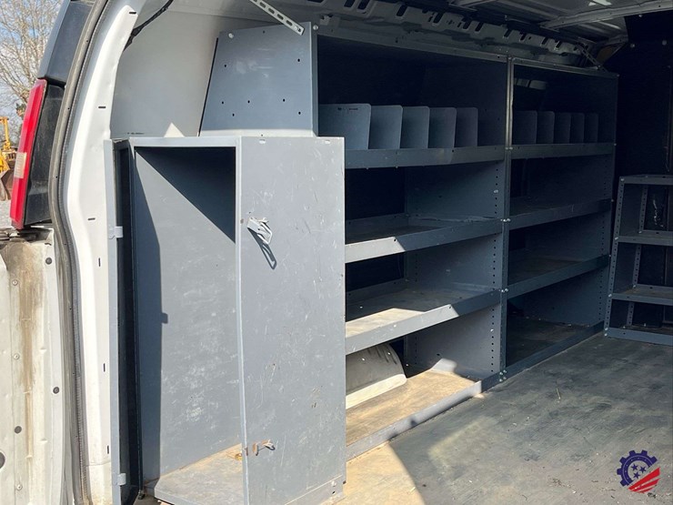 2012-chevrolet-express-van-image-27