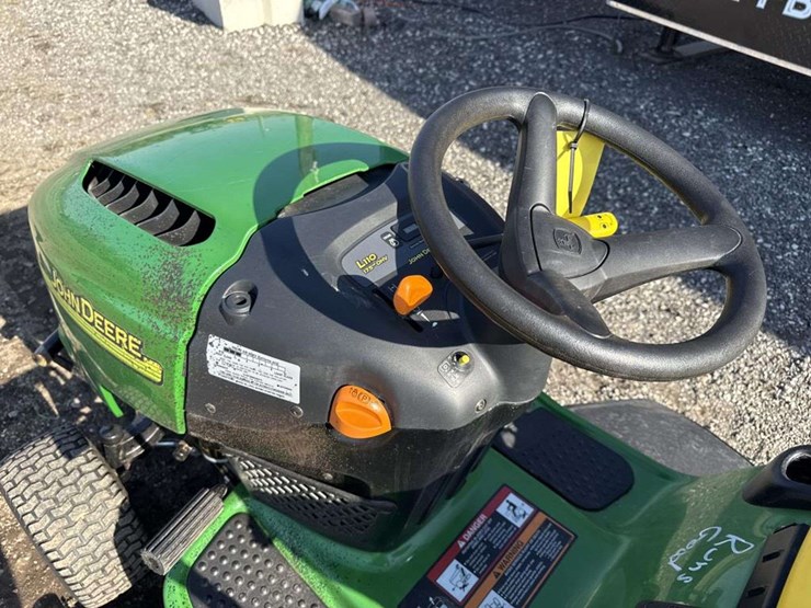 john-deere-l110-image-10