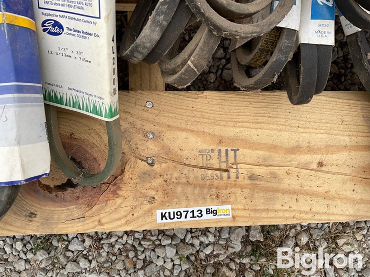 pallet-of-v-belts-image-11