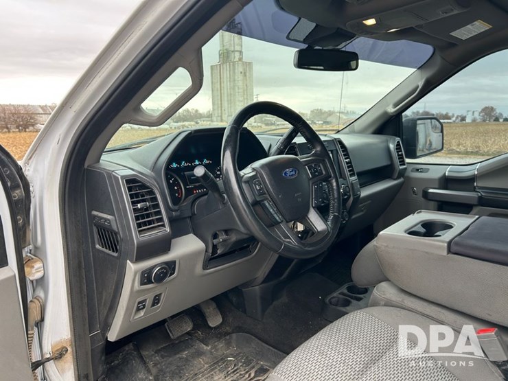 2019-ford-f150-xlt-image-24