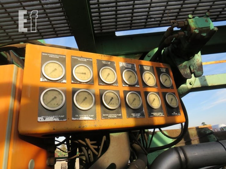 2015-caterpillar-c9-image-8