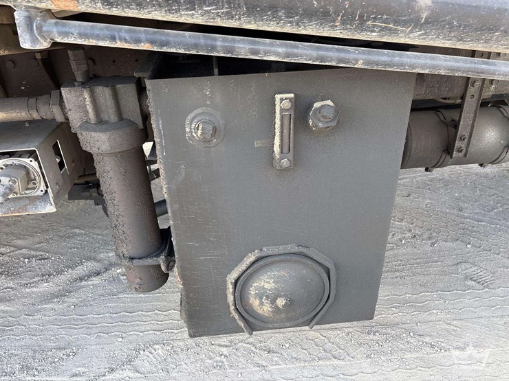 2017-autocar-xpeditor-image-12