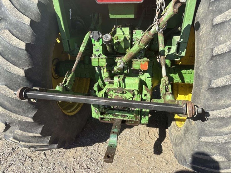 john-deere-4430-image-11