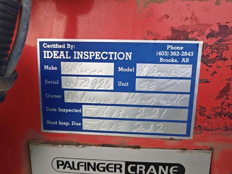 2014-freightliner-m2-106-image-21