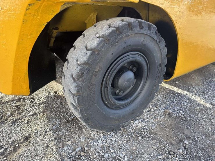 2016-yale-fork-lift-image-20