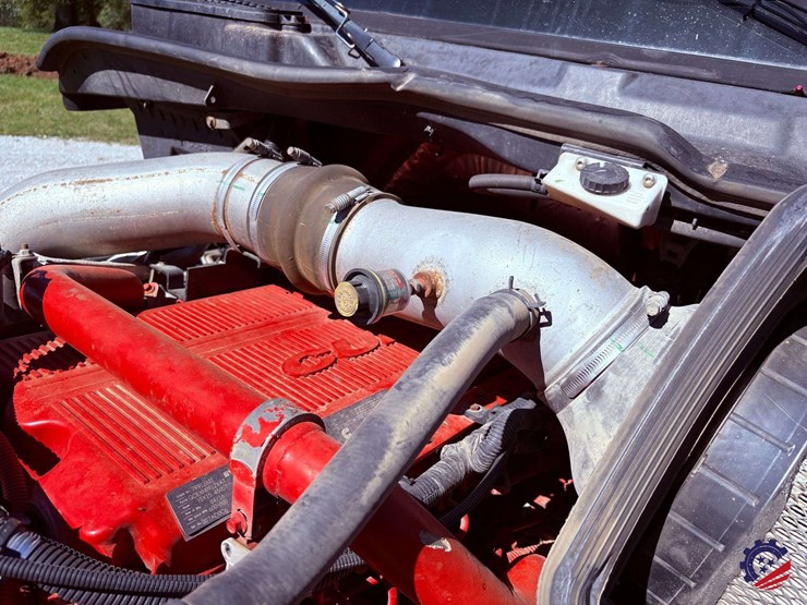 2017-international-prostar-image-53