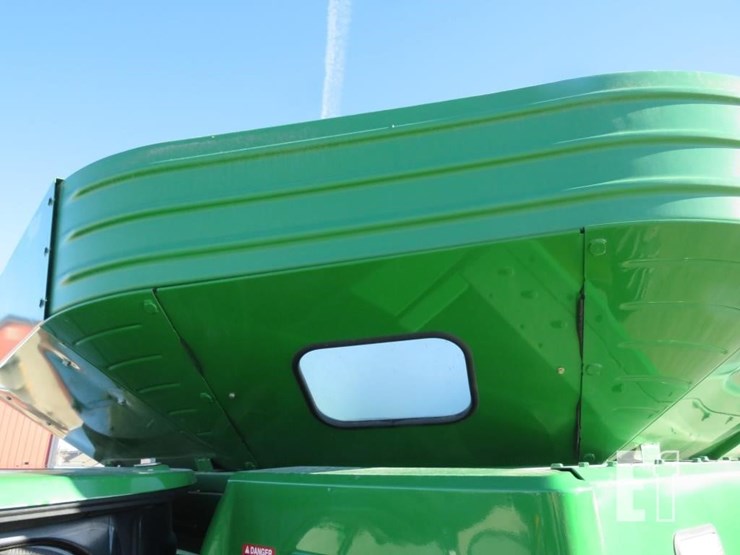 2012-john-deere-s660-image-36