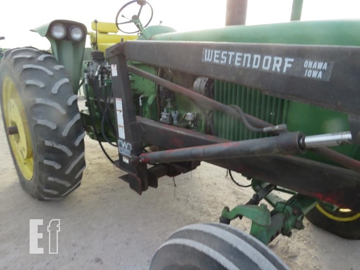 john-deere-3010-image-6