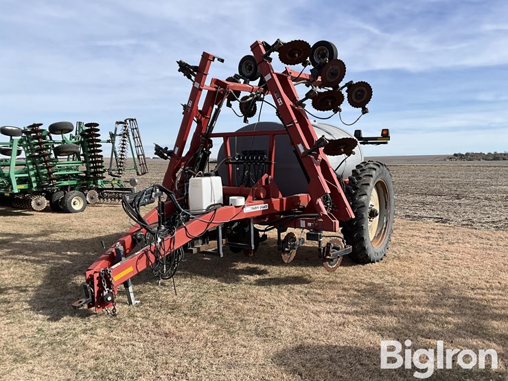 case-ih-2800-image-1