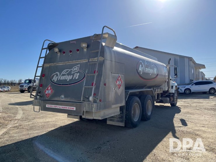 2010-ihc-workstar-petroleum-truck-(jn3389,-unit-487)-image-9