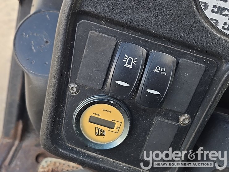 2017-jcb-512-56-image-124